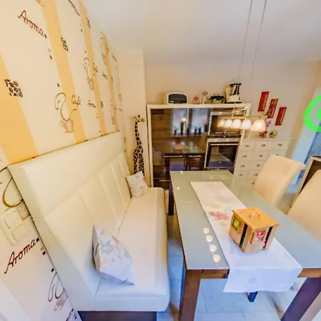 Ferienwohnung In *